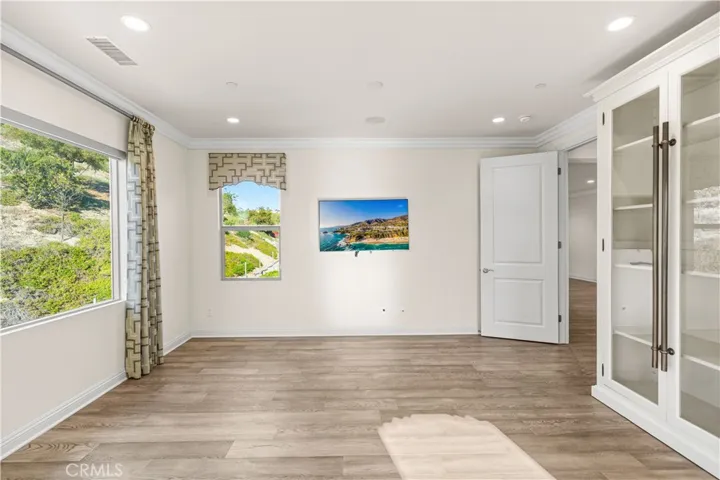 Upstairs master bedrooms with dawer