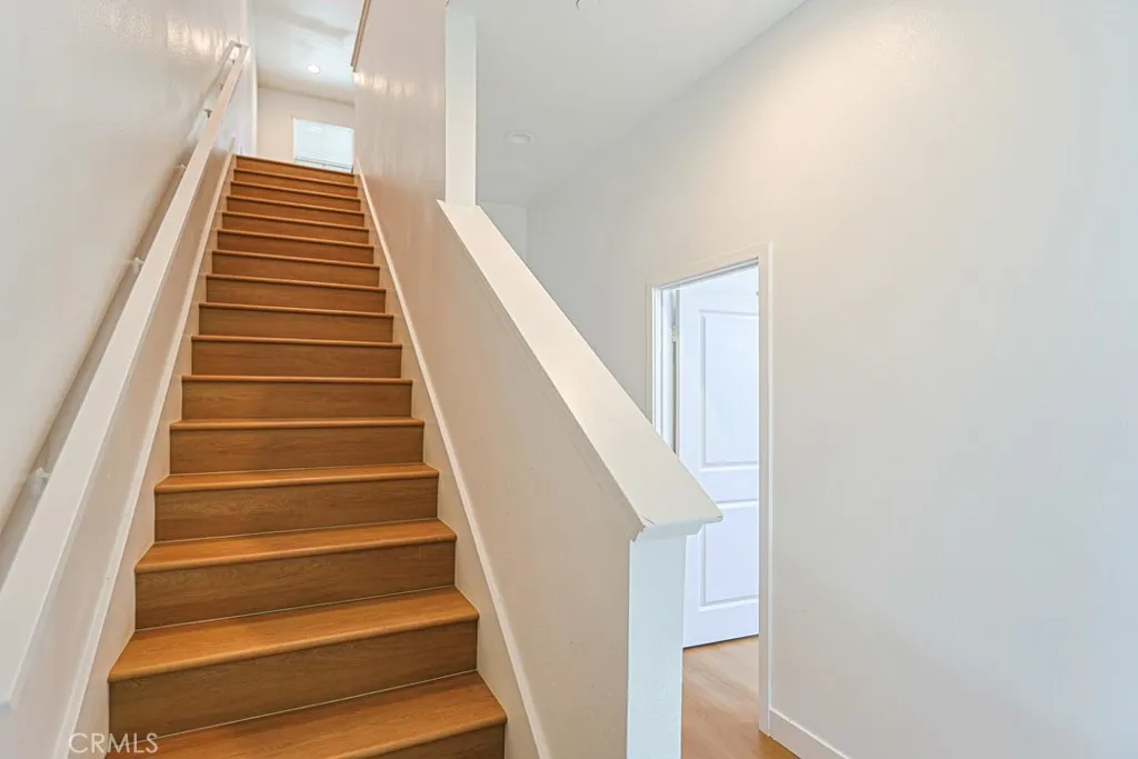 1410 N Harbor 1, Santa Ana, California 92703 — photo 4
