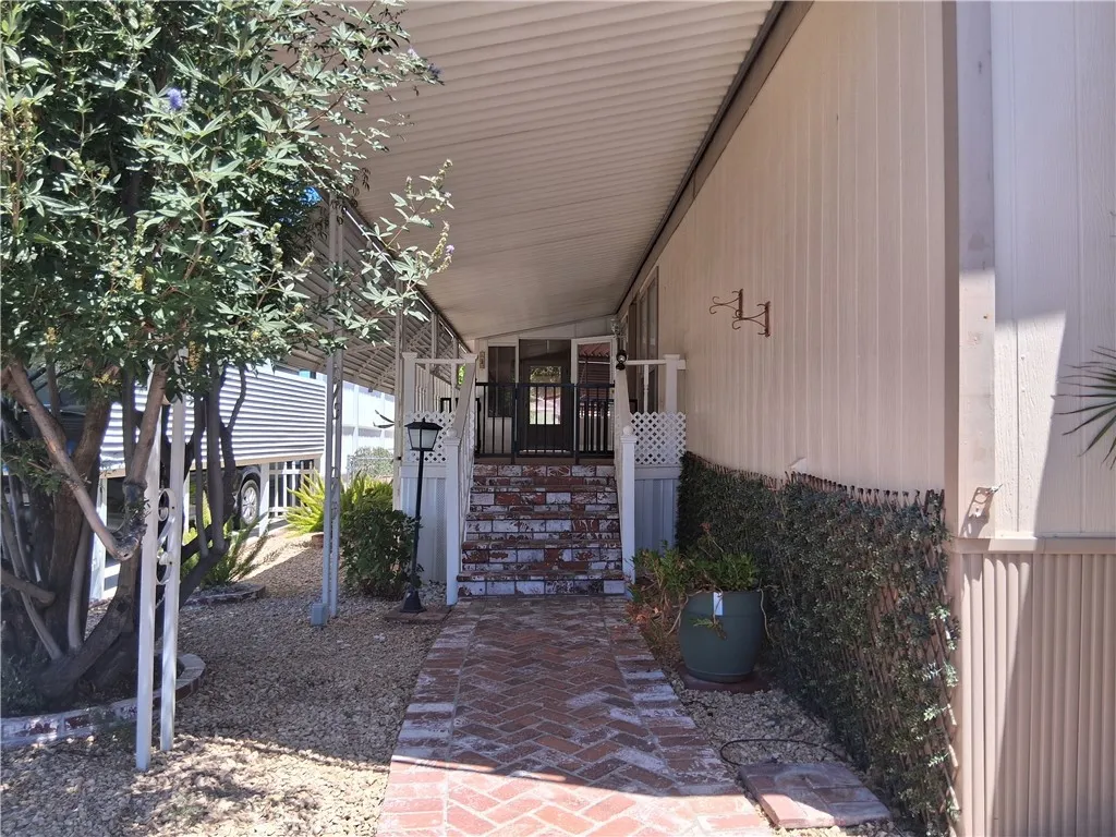 27601 Sun City Blvd, Menifee, California 92586 — photo 4