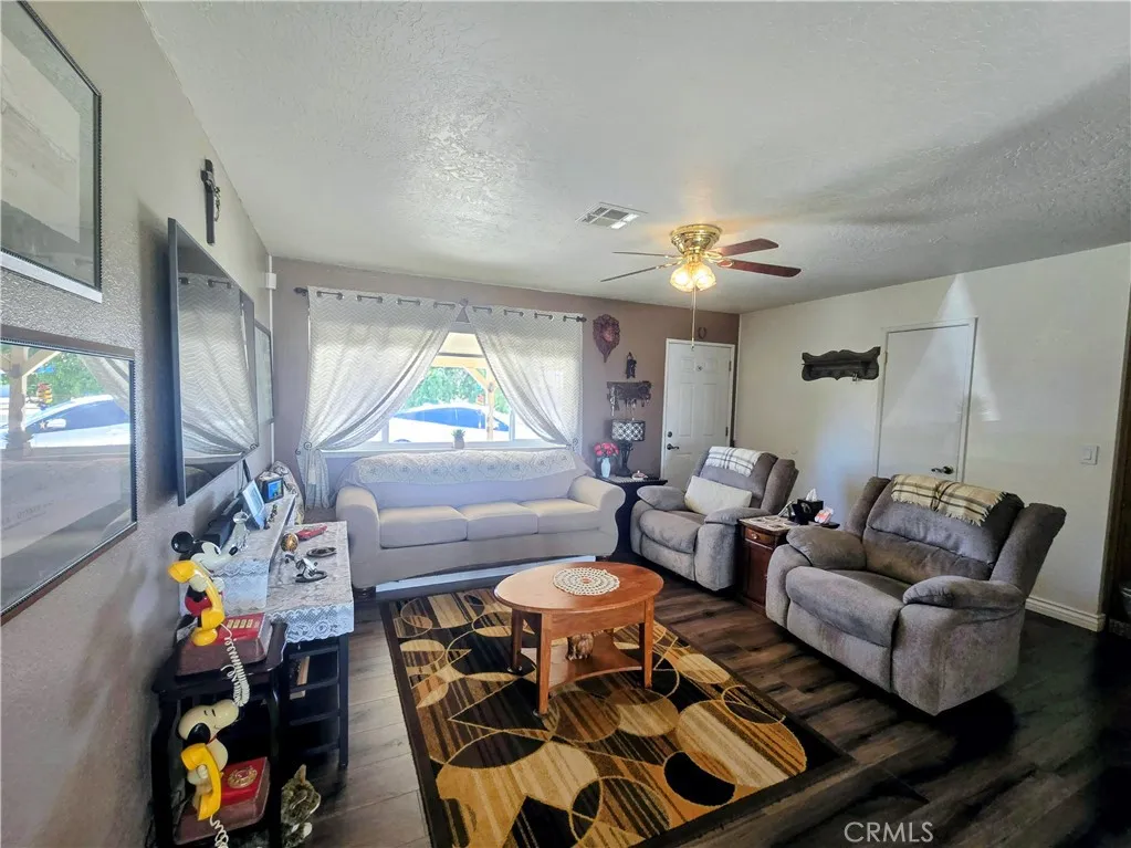 10790 Jamul Road, Apple Valley, California 92308 — photo 4