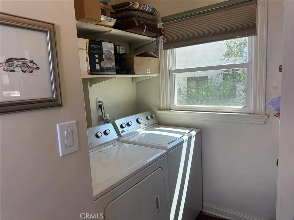 Laundry room, half bathroom