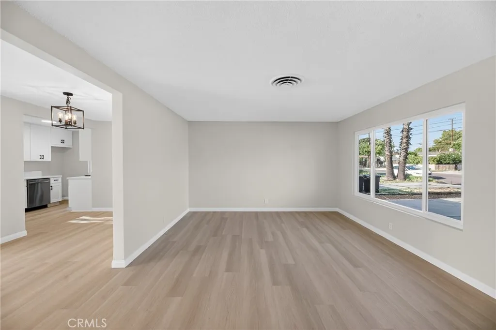 531 S Thompson Street, Hemet, California 92543 — photo 5