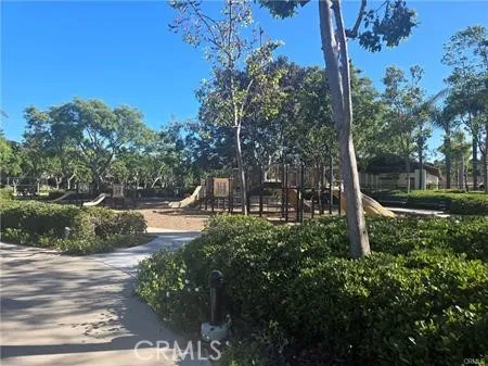 Lovely Park-side walk ways