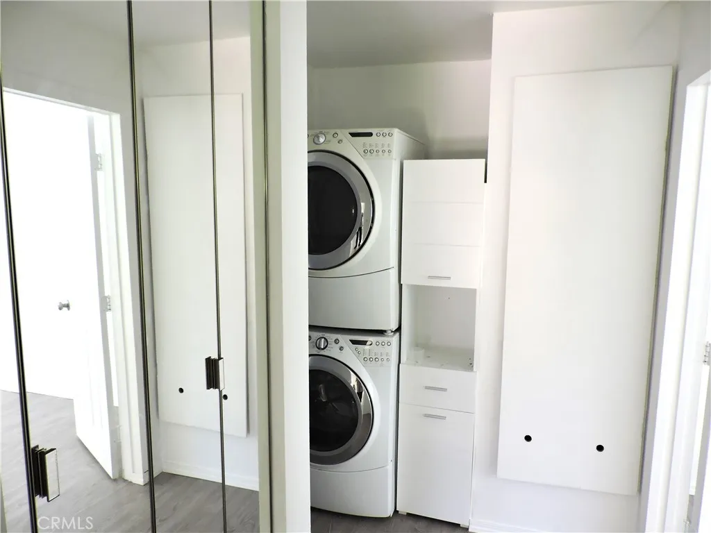 Rear Unit