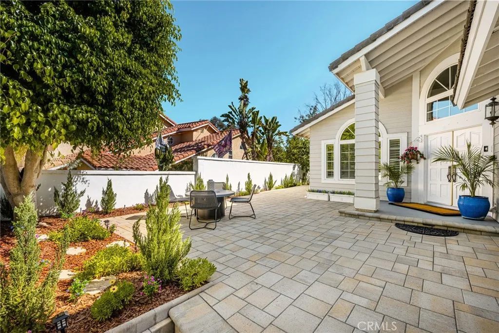 26822 Sommerset, Lake Forest, California 92630 — photo 5