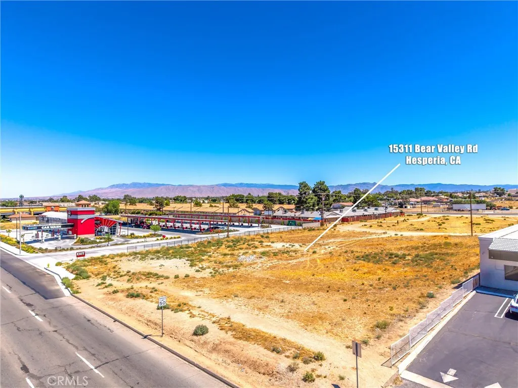 15335 Bear Valley