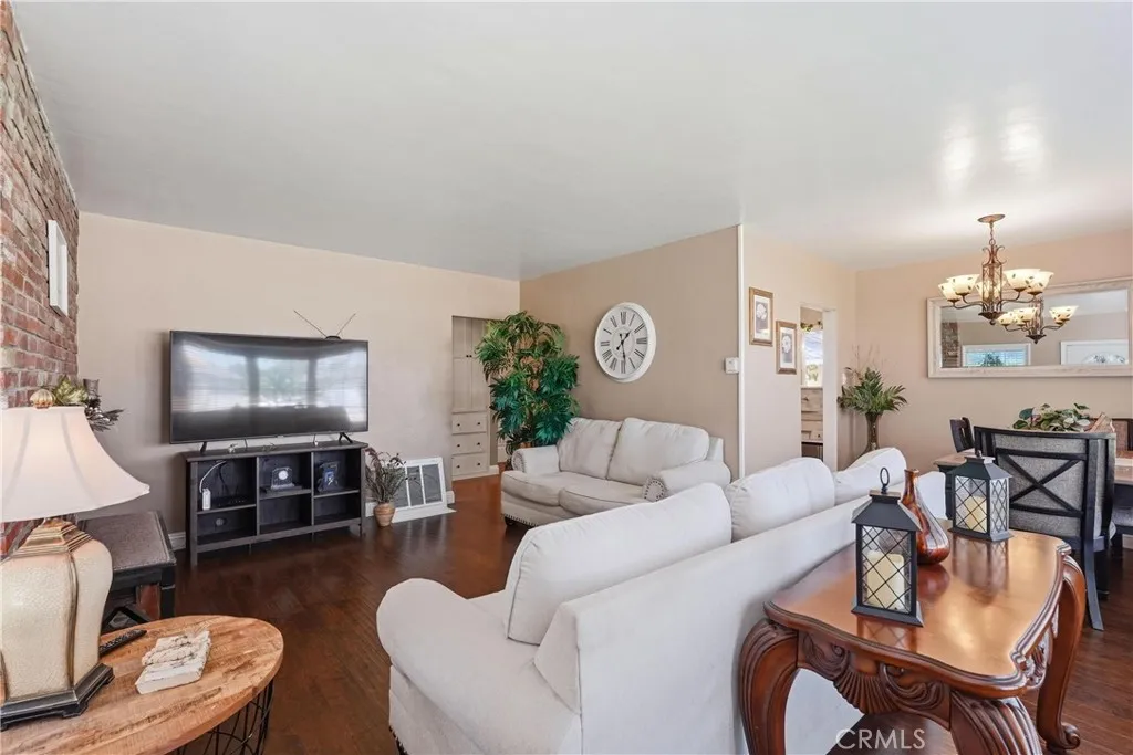 943 E Olive, Pomona, California 91766 — photo 5