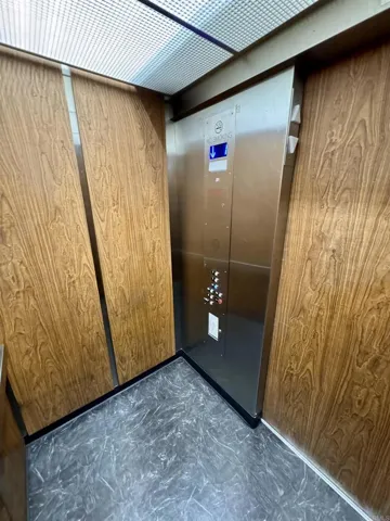 C Building Elevator - Inside