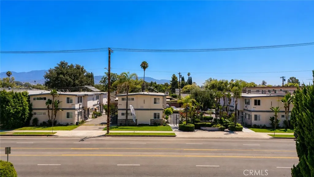 6944 Coldwater Canyon Ave