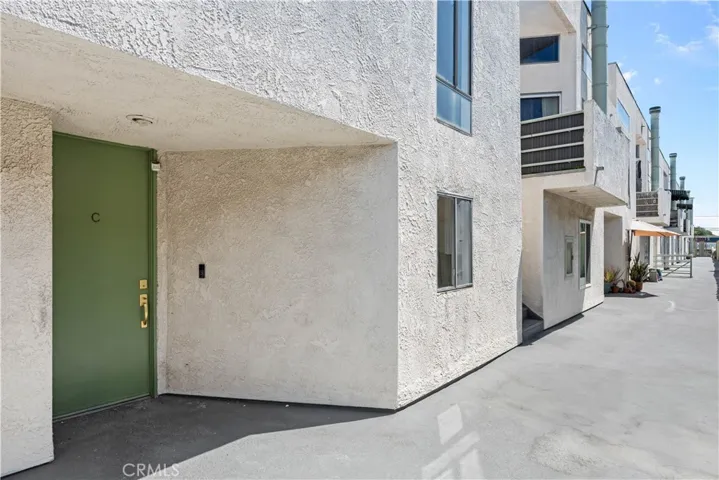 6036 Hazelhurst #c, North Hollywood, California 91606 — photo 5