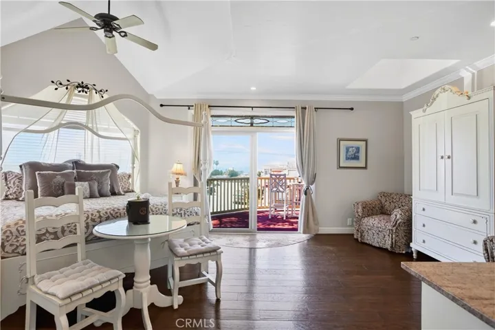 Sunset room