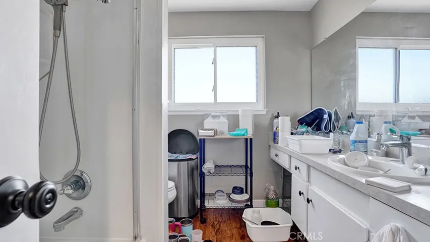 Bathroom 2nd floor