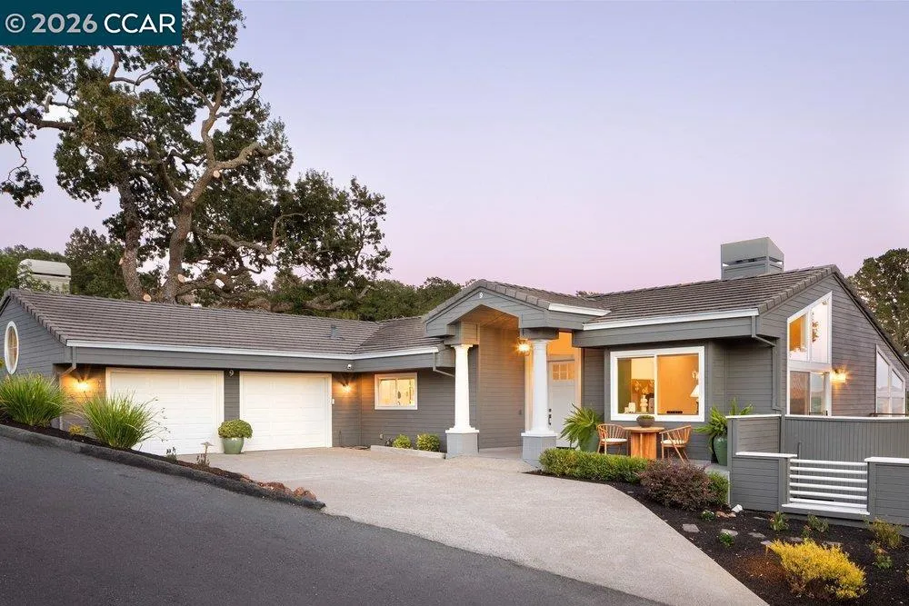 9 Northridge Ln