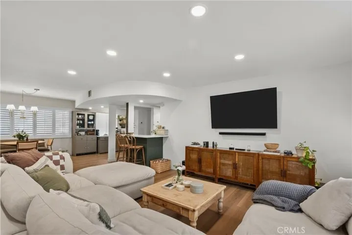 Open Concept Living, Dining, Bar, Kitchen