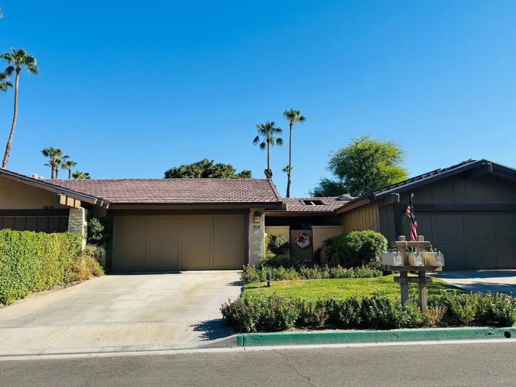 203 Wild Horse Dr