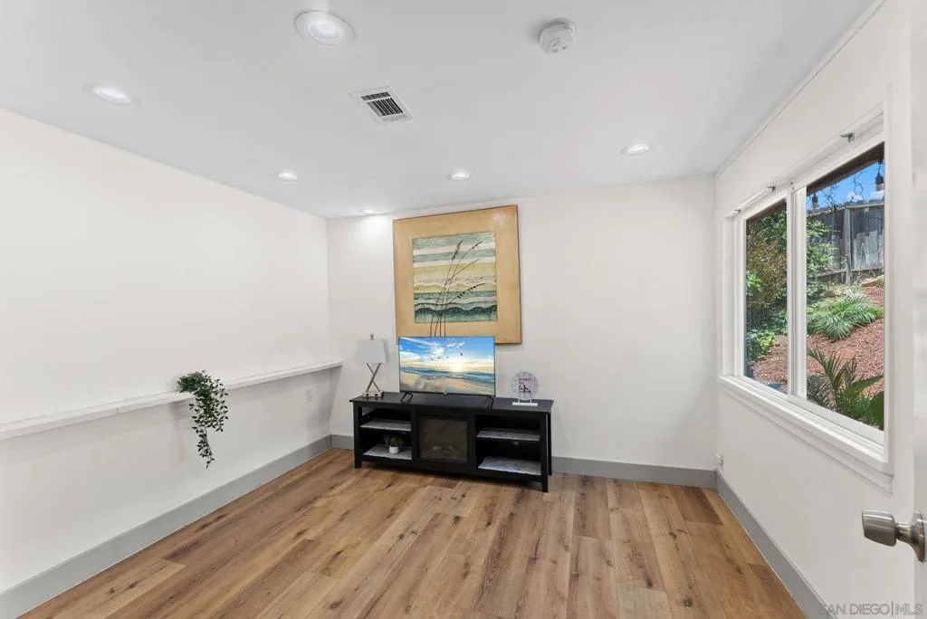 main bedroom 2
