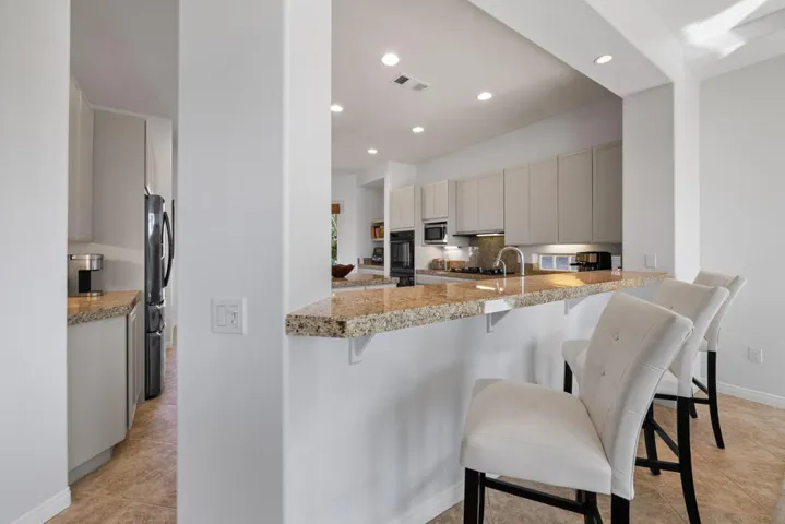 12_50500_Cypress_Point12_mls