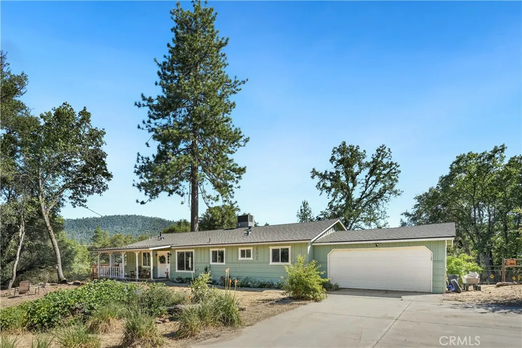 38696 Sierra Lakes Dr.