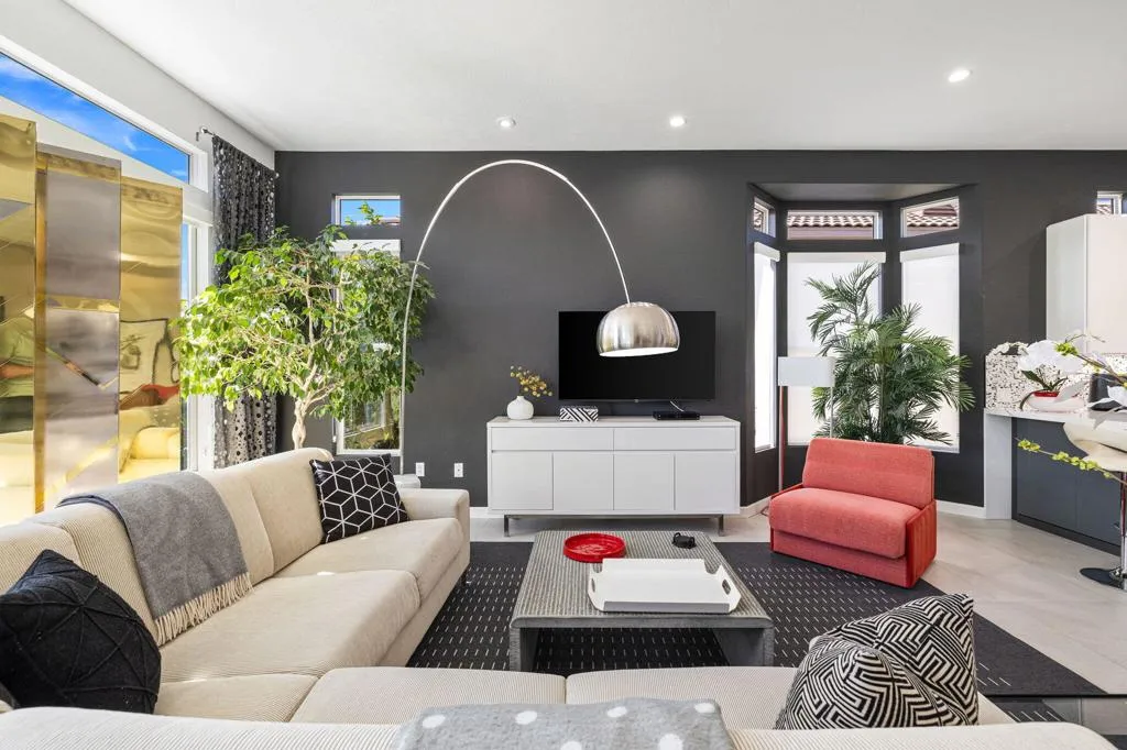 23-web-or-mls-2H8A1723 23-web-or-mls-2H8A1723