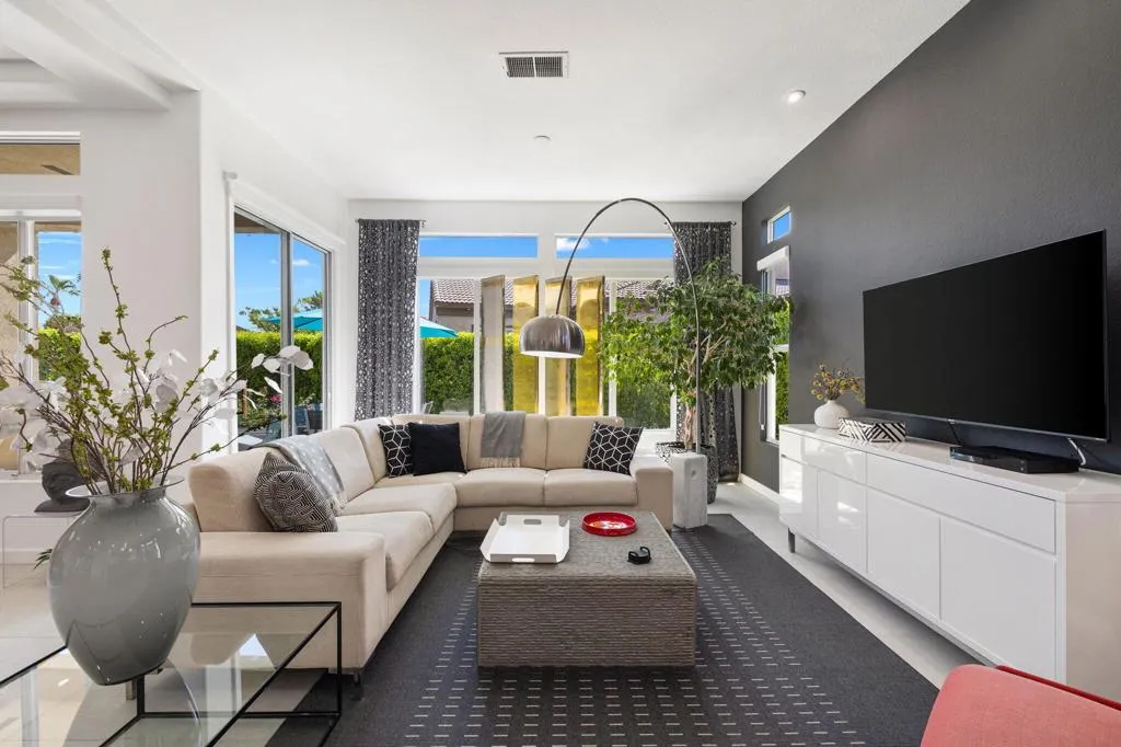 28-web-or-mls-2H8A1713 28-web-or-mls-2H8A1713