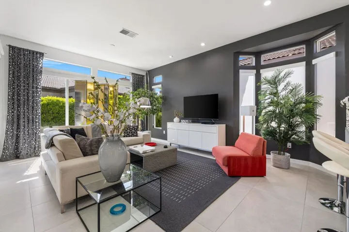 26-web-or-mls-2H8A1688