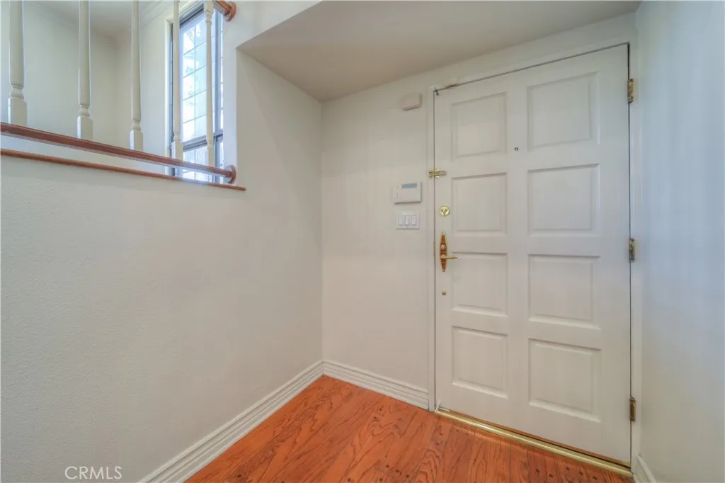 2nd Floor Entry 2