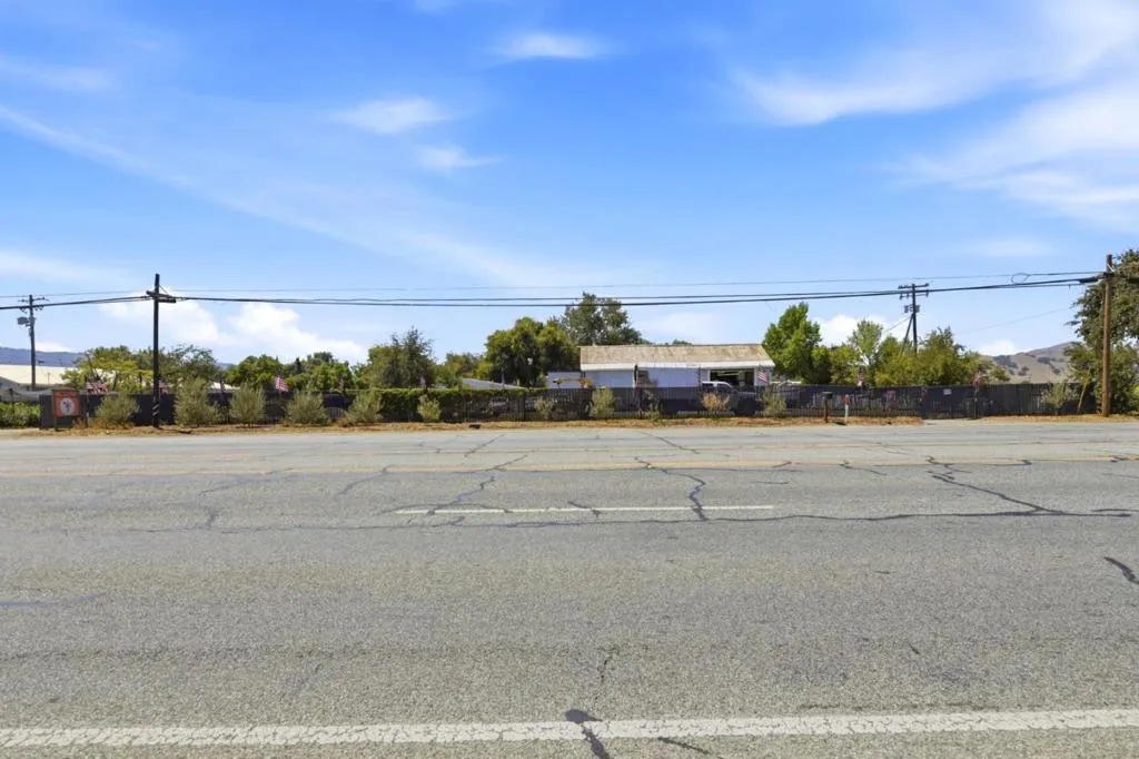 10095 Monterey Rd