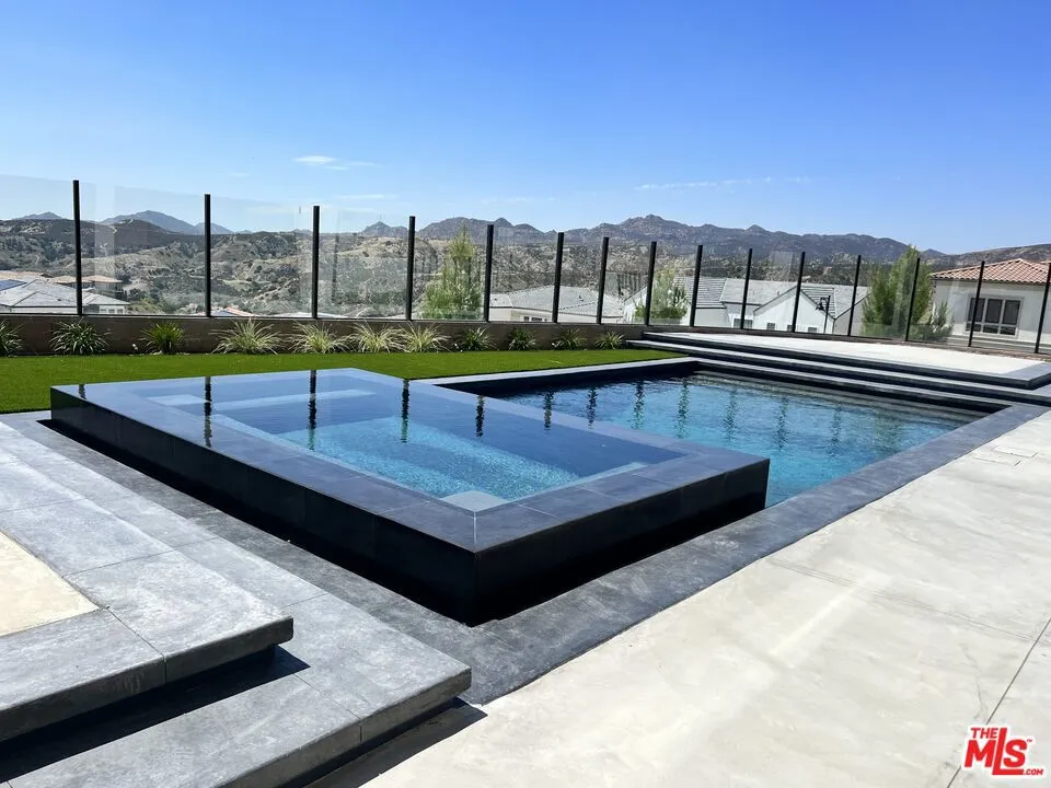 20758 W Deer Grass Court, Porter Ranch, California 91326 — photo 4