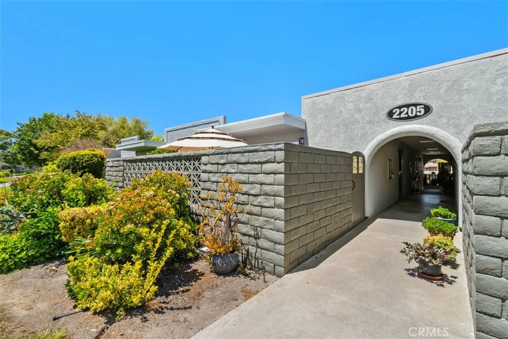 2205 Via Mariposa E G, Laguna Woods, California 92637 — photo 5