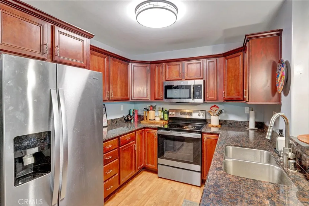 506 Canyon, Oceanside, California 92054 — photo 4