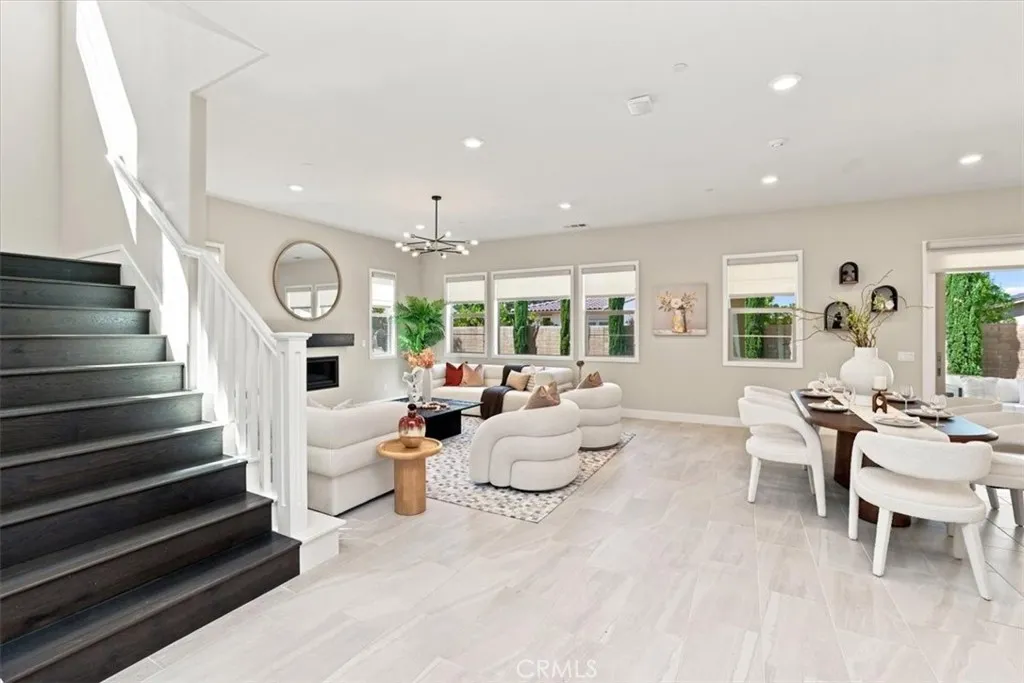 102 Score, Irvine, California 92618 — photo 4