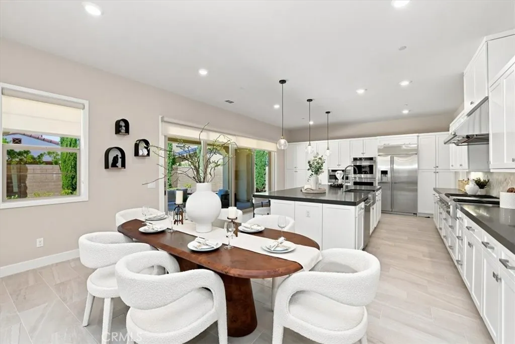 102 Score, Irvine, California 92618 — photo 5
