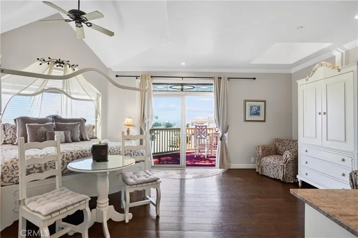 Sunset Room