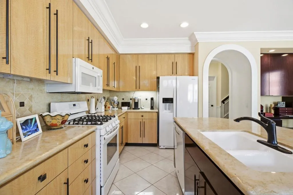 6056 Paseo Pradera, Carlsbad, California 92009 — photo 4
