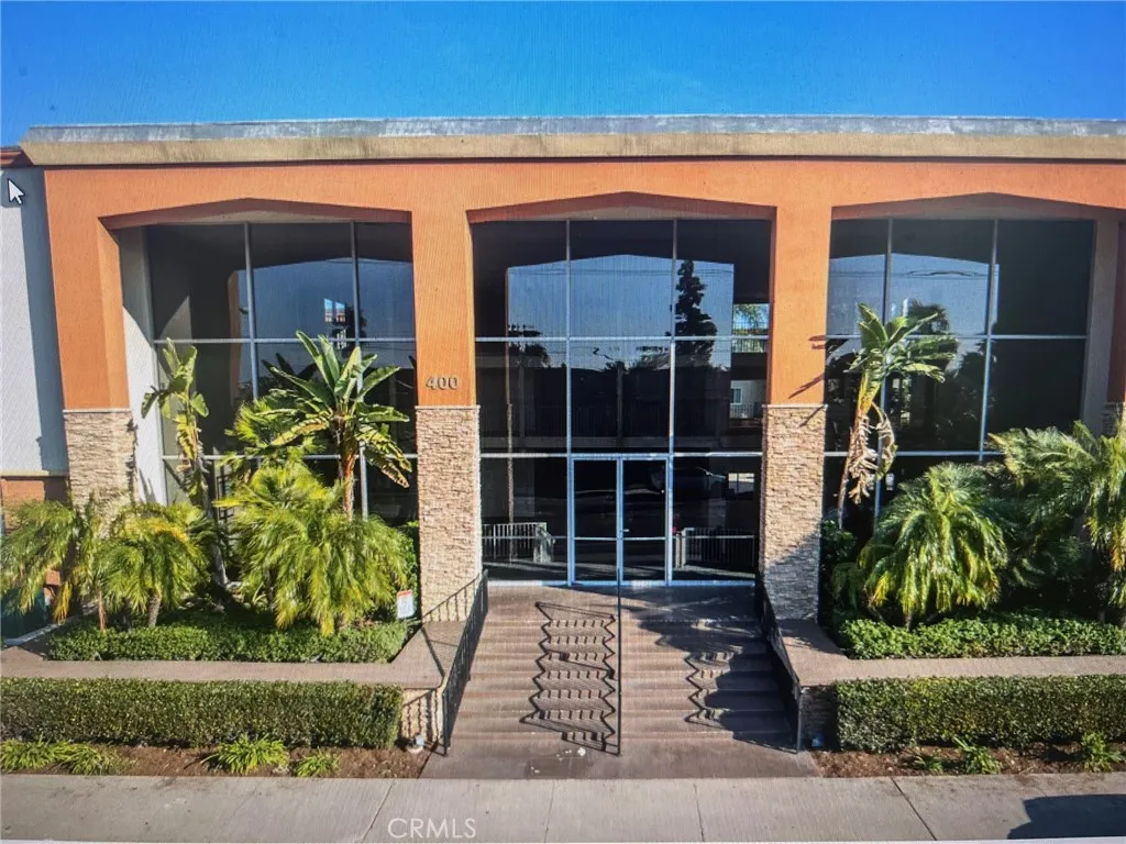 400 N Acacia C27