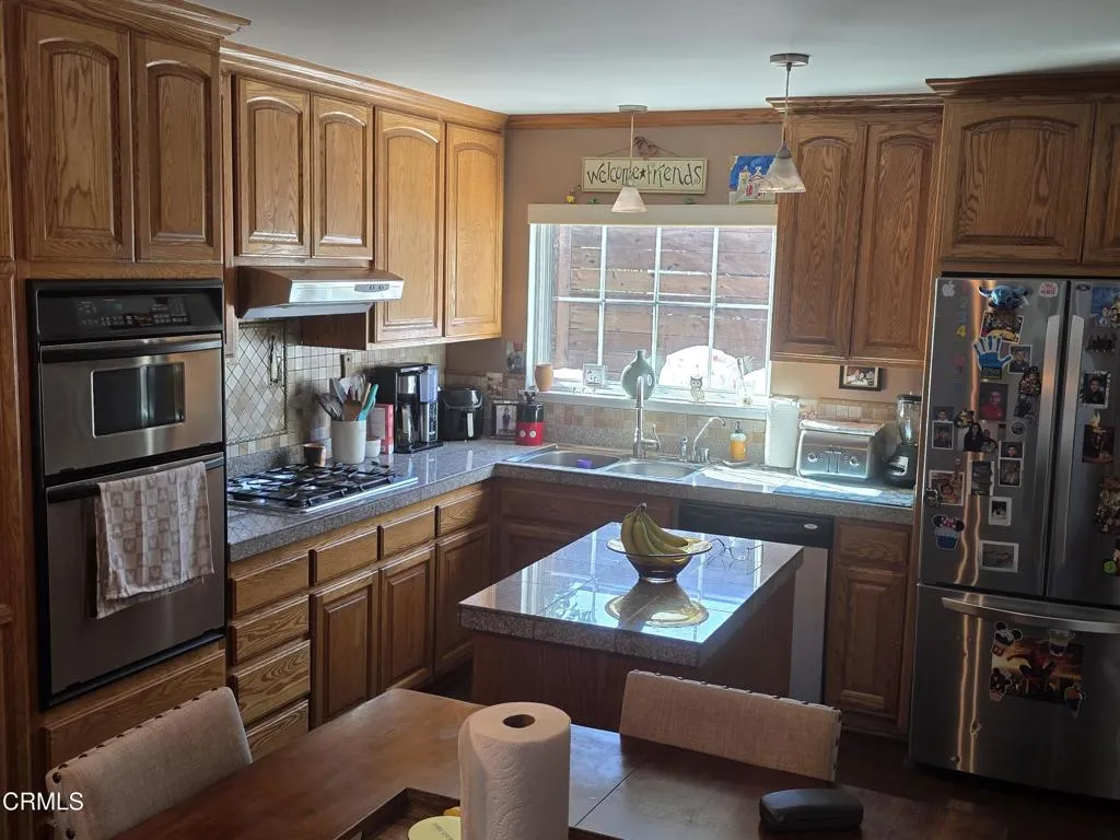 326 N Steckel Drive, Santa Paula, California 93060 — photo 4