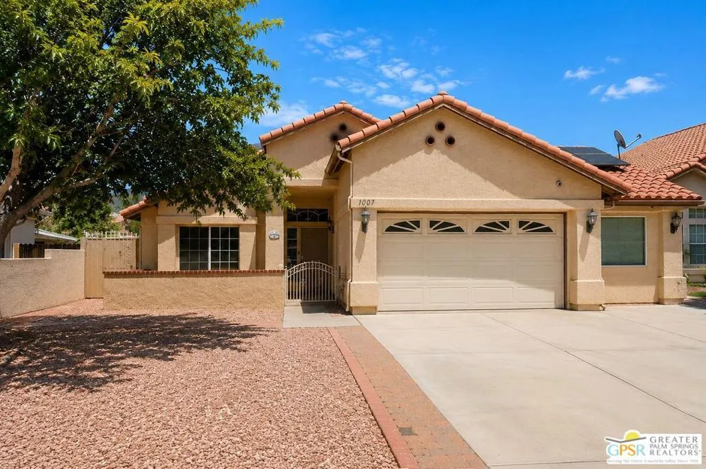 1007 Serena Dr