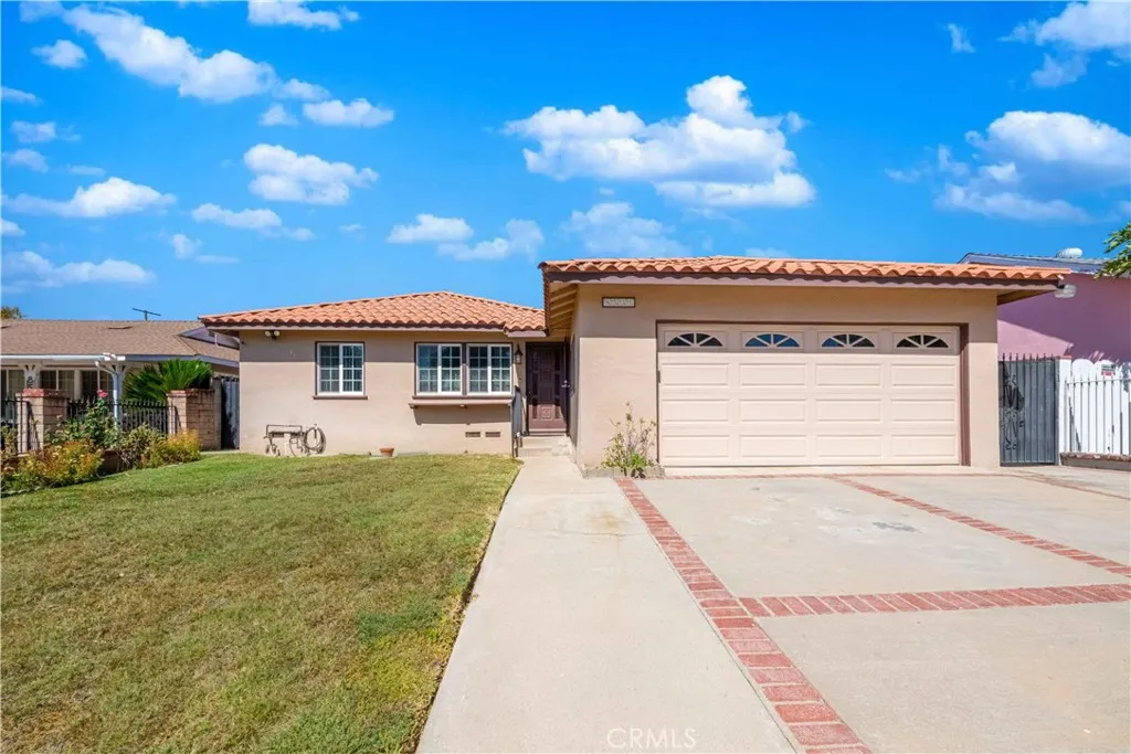 8531 Chimineas Avenue, Northridge, California 91325 — photo 4