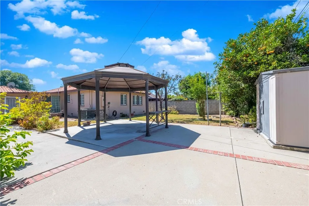 8531 Chimineas Avenue, Northridge, California 91325 — photo 5
