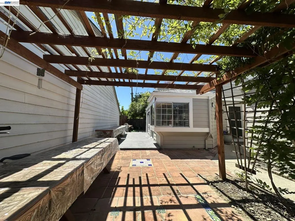 3225 Islewood Court, Antioch, California 94531 — photo 4