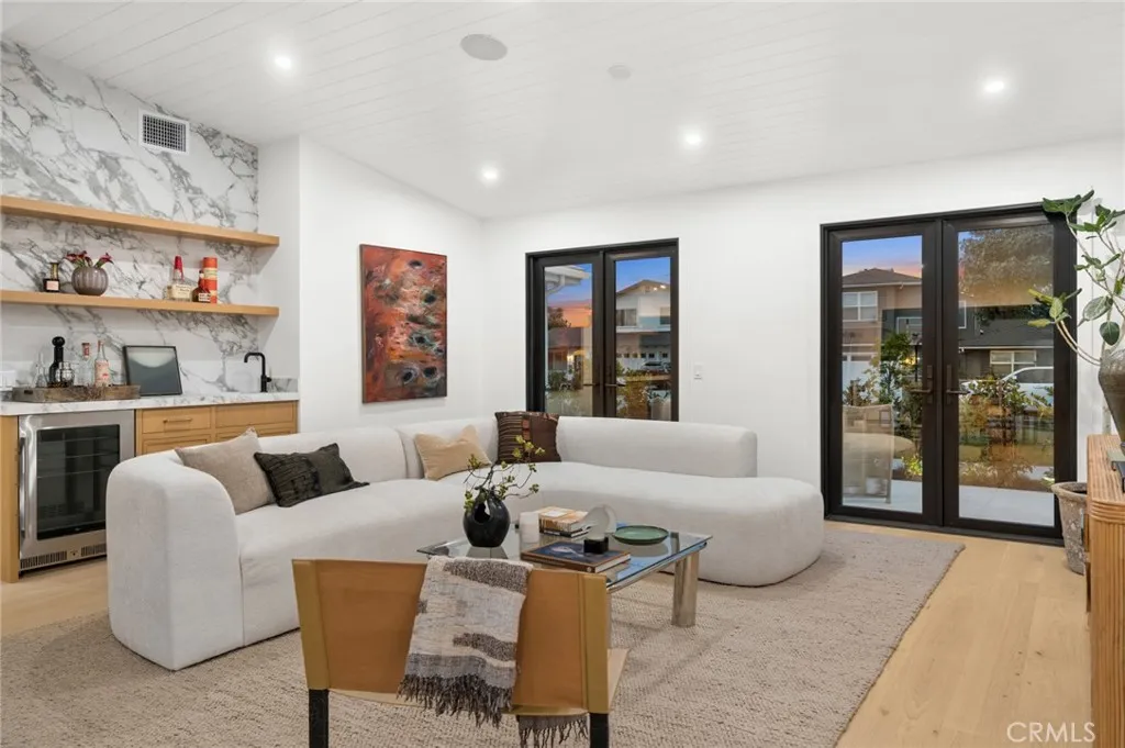 2501 Via Marina, Newport Beach, California 92660 — photo 4