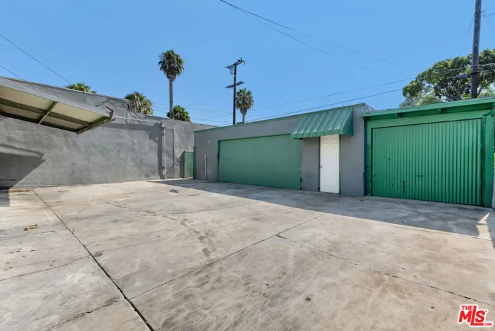 11606 Inglewood Avenue, Hawthorne, California 90250 — photo 5