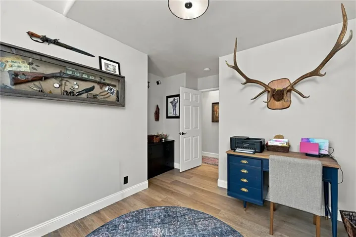 Second room (no closet)