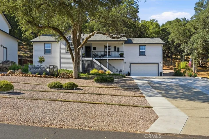 Extra long & wide driveway