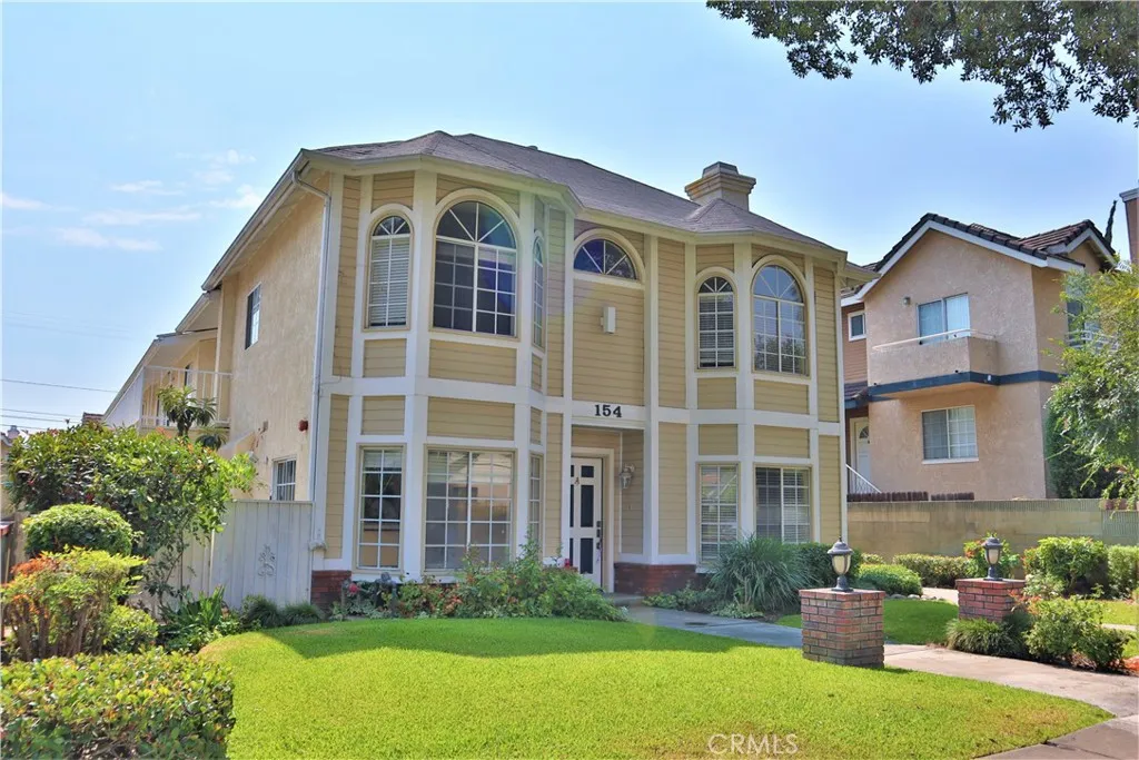 154 Diamond St