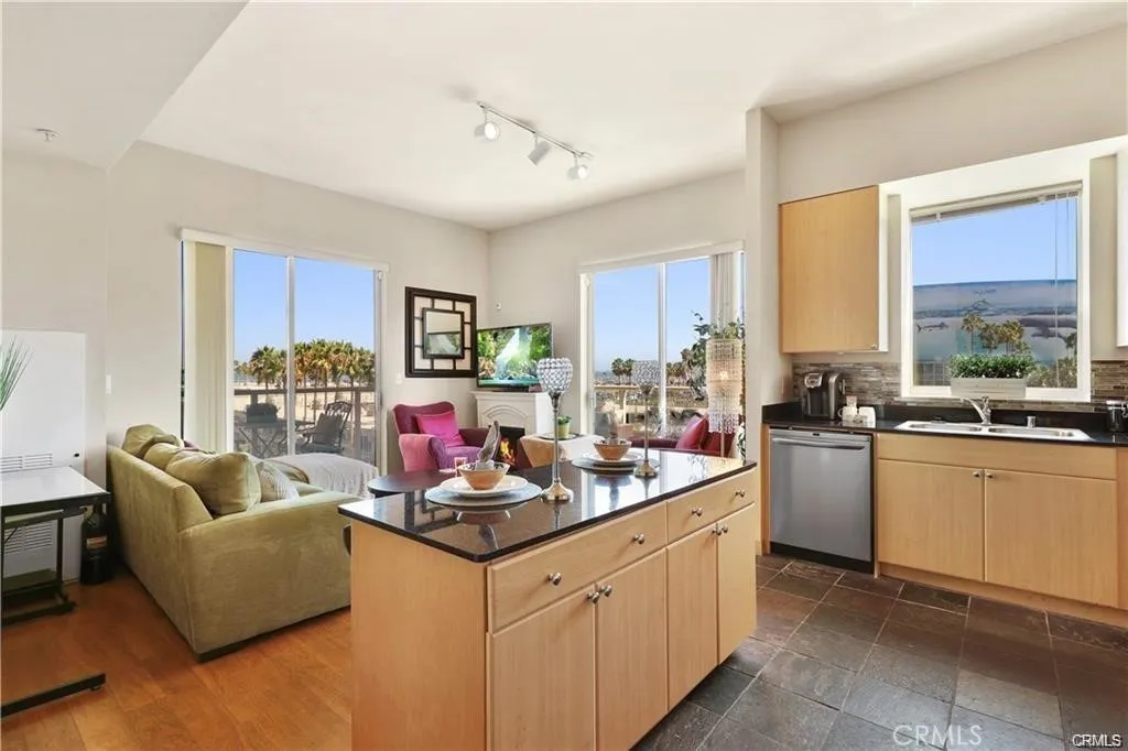 388 E Ocean Boulevard 317, Long Beach, California 90802 — photo 4