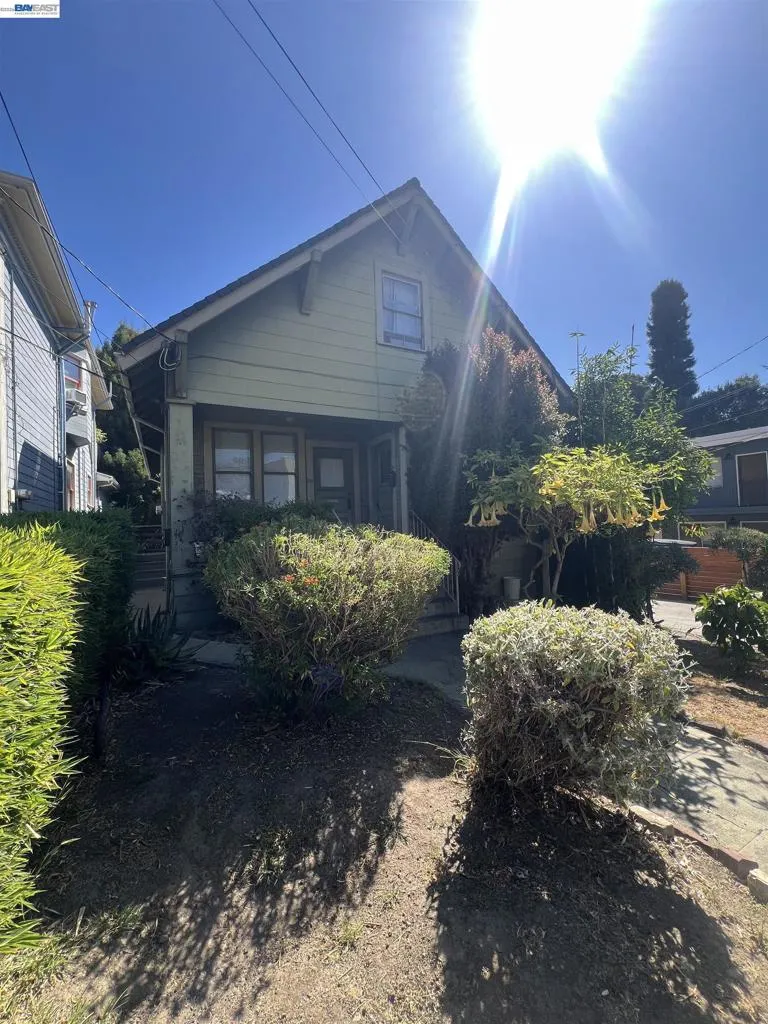 28 30 Yosemite Ave