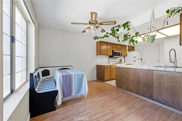 Eating area just off the kitchen