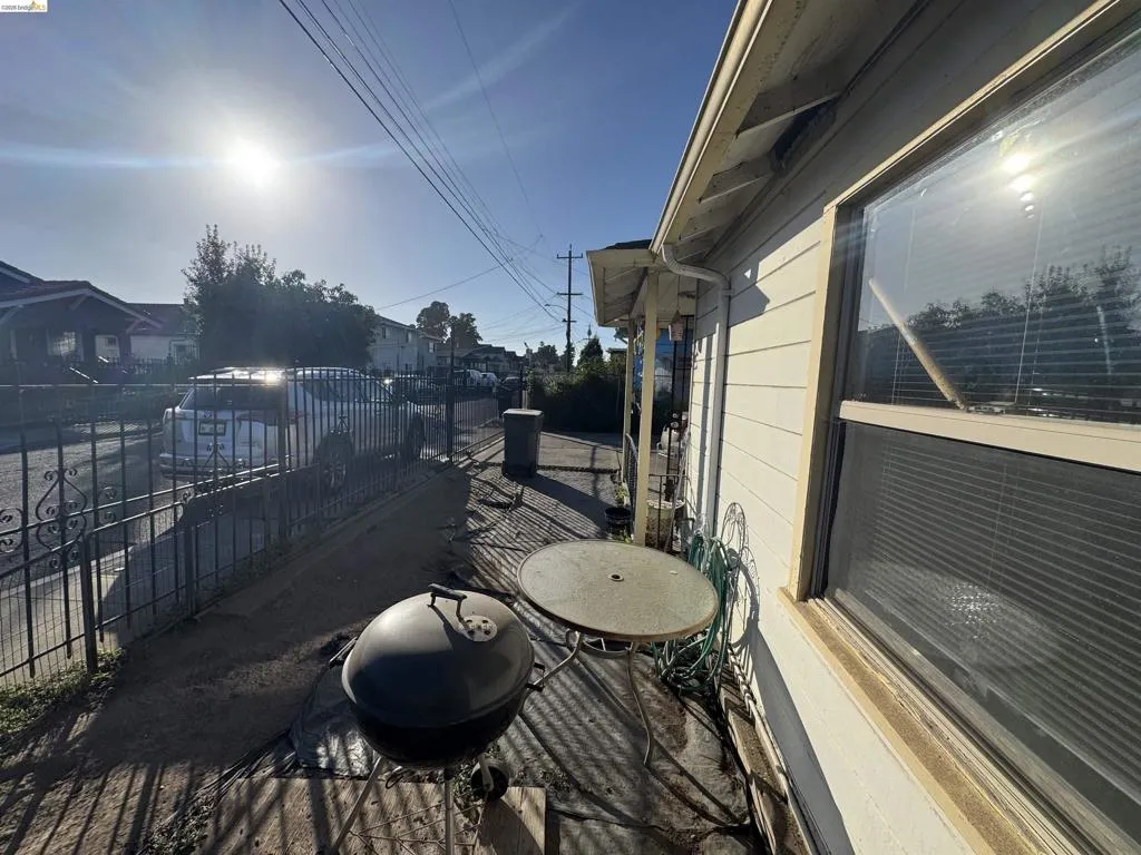 7430 Lockwood Street, Oakland, California 94621 — photo 4
