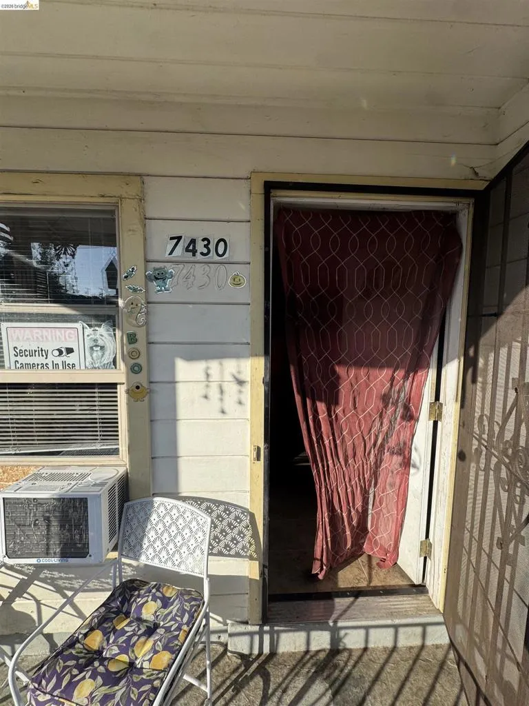 7430 Lockwood Street, Oakland, California 94621 — photo 5